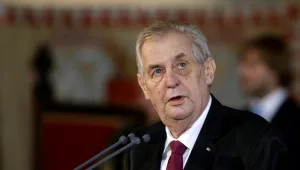 לאחר הבחירות: נשיא צ'כיה מילוש זמאן הובהל לטיפול נמרץ