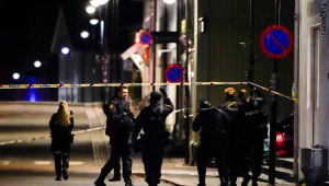 הטבח בנורווגיה - טרור: החשוד התאסלם ויצא למסע הרג עם חץ וקשת