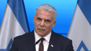 התחממות ביחסים: לפיד נפגש בישראל עם ראש המודיעין הפלסטיני