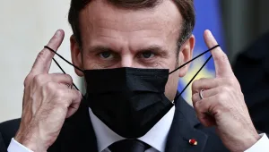 נשיא צרפת נגד הלא-מחוסנים: "נעצבן אותם אפילו יותר"