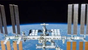 כדי לחזור לכדוה"א: אסטרונאוטית קדחה חור בחללית