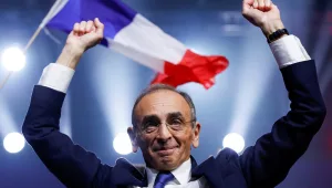 המועמד היהודי לנשיאות צרפת הותקף במהלך עצרת בחירות