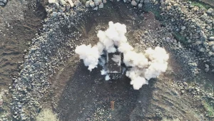 צפו: פיצוץ בונקר סורי מלא בתחמושת ממלחמת ששת הימים