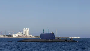 בנט נמנע: הממשלה אישרה הקמת ועדת חקירה לפרשת הצוללות