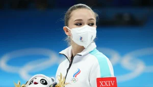 רק בת 15 וכבר נקלעה לפרשת סמים: השערורייה הרוסית החדשה באולימפיאדת בייג'ינג