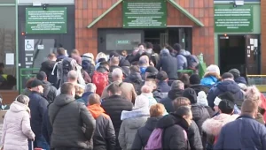 "אין דרך אחרת": מאות אלפי פליטים עזבו את אוקראינה - ולא יודעים מה יקרה מחר
