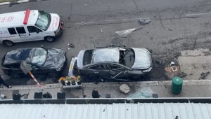 חשד לניסיון חיסול בחיפה: גבר נפצע קשה בפיצוץ רכב • תיעוד