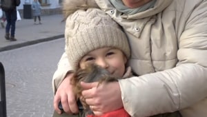 "אני בורח מהרעים, מרוסיה": הילדים האוקראינים שהשאירו מאחור חיים שלמים