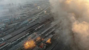 מפעל הפלדה במריופול כמעט הושמד; ארה"ב תשלח ארטילריה נוספת לאוקראינה