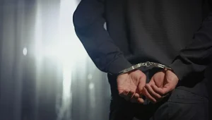 "ניצל חסרי ישע": פסיכולוג מואשם בעבירות מין בקטינים על הרצף