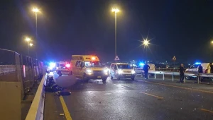 הקטל בכבישים: רוכב אופנוע בן 40 נהרג בתאונה בלב השרון