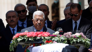 אבו מאזן בטקס האשכבה לעיתונאית שנהרגה: "האחריות המלאה על ישראל"