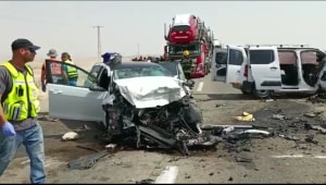 4 בני משפחה נהרגו בתאונה, פעוט ניצל לאחר שהושאר ברכב שנחטף • כותרות השבת