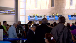 טיסות מבוטלות ועומסים אדירים: כאוס בתעופה בישראל ובעולם