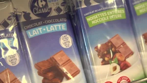 בעקבות פרשת הסלמונלה: הישראלים קונים פחות שוקולד - ומי מרוויחים?