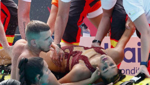 הדרמה בבריכת השחייה: התעלפה במים בזמן תחרות, המאמנת הצילה את חייה