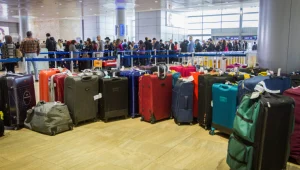 השביתה שתקעה את המזוודות: נוסעים חיכו שעות בנתב"ג