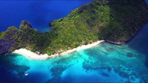אי ירוק בים: האי היפיפה שאסור להכניס אליו פלסטיק