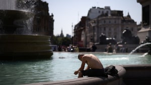 הממלכה בוערת: יותר מ-40 מעלות נמדדו בבריטניה
