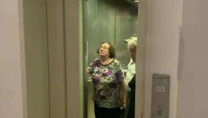 נצורים בדיור המוגן: הקשישים שלא יוצאים מהחדר בגלל תקלה במעלית