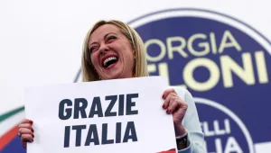 הבחירות באיטליה: מנהיגת הימין הקיצוני צפויה להתמנות לרה"מ