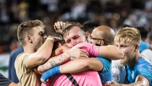אחרי דו קרב פנדלים: הנבחרת הצעירה העפילה לאליפות אירופה בכדורגל