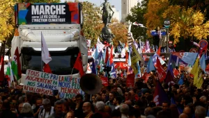 צרפת: אלפים יצאו להפגין בפריז במחאה על עליית המחירים