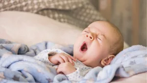 התינוק לא ישן טוב בלילה? 3 דברים שחשוב לעשות כבר במהלך היום