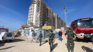 פיגום קרס באתר בנייה בגבעת זאב: שני פועלים חולצו ללא רוח חיים
