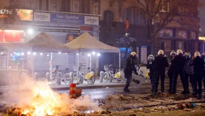 מהומות אחרי ההפסד: בן 14 נדרס למוות בצרפת, כ-100 נעצרו