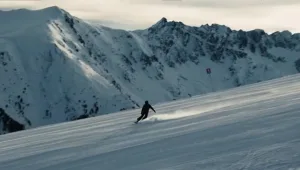 הישראלים ששילמו על חופשת סקי בבולגריה - וגילו שאין שלג