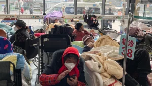 במקביל להתפרצות בסין: זן חדש של קורונה מתפשט במהירות בארה"ב