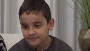 הנס של נהוראי: בן ה-8 שנדרס על ידי אופנוע משטרתי חוגג את ההחלמה