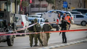 פיגוע בשומרון: שני צעירים נרצחו מירי לעבר רכב ישראלי בחווארה