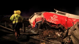 יוון: 32 הרוגים ועשרות פצועים בהתנגשות חזיתית בין שתי רכבות