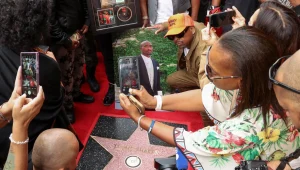 27 שנים שנים אחרי שנרצח: טופאק קיבל כוכב בשדרת הכוכבים