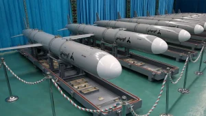דיווח: איראן הציגה כלי שיט עם טילים לטווח 600 ק"מ