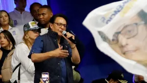 רצח פוליטי באקוודור: מועמד לנשיאות נורה למוות בעצרת בחירות