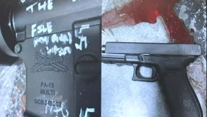 צלב קרס על הנשק: צעיר רצח 3 אנשים בפלורידה ממניע גזעני