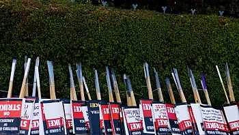 בתום 118 ימים: שביתת השחקנים בהוליווד הגיעה לסיומה