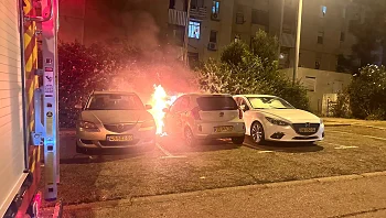 חשד להצתות: 8 רכבים עלו באש בשלושה מוקדים שונים בחיפה
