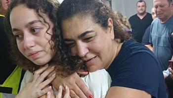 אמה של אורי מגידיש: "עכשיו מתפללים לשובם של כל החטופים"