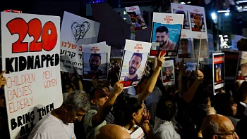 גורם בישראל על העיכוב בשחרור והמו"מ הלילי: "מתחנו את הגבולות"