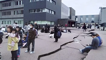 רעידות אדמה ביפן: תושבים פונו מחשש לגלי צונאמי בגובה 5 מטרים