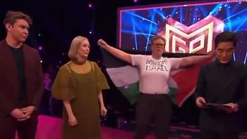 "להחרים את ישראל": אישה התפרצה לשידור קדם האירוויזיון הנורווגי