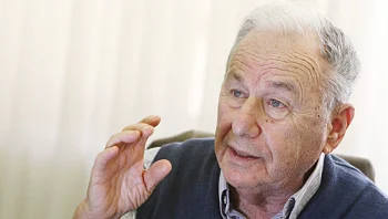 השר לשעבר אמנון רובינשטיין הלך לעולמו בגיל 92