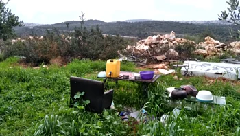 "הצורך לא משמעותי": הישראלי שחי באוהל בלי חשמל כבר 3 שנים