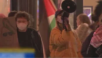 "אנטישמיות שלא נראתה עשורים": יהודי הותקף בכניסה לסרט ה"נובה"