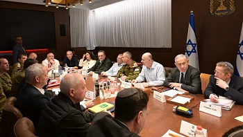הצוות הישראלי ביקש לדחות את דיון קבינט המלחמה בעסקה - וסורב