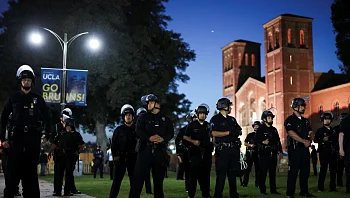 המחאות האלימות בארה"ב: המשטרה פרצה למתחם המפגינים ב-UCLA